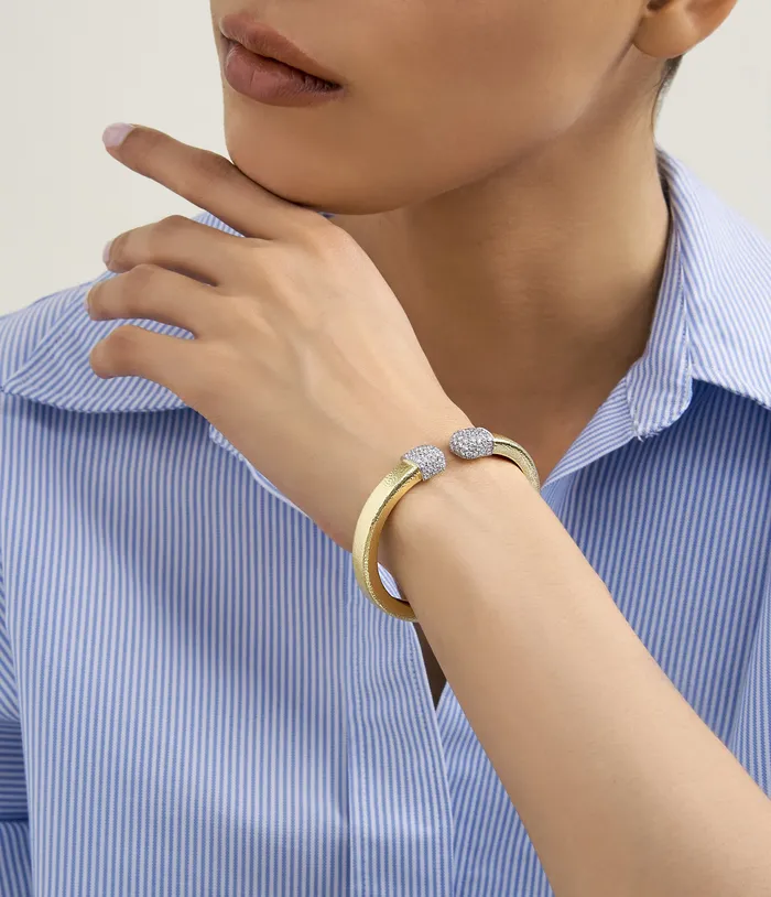 Bracelets David Webb Sugar Cube Bracelet Hammered 18K Gold